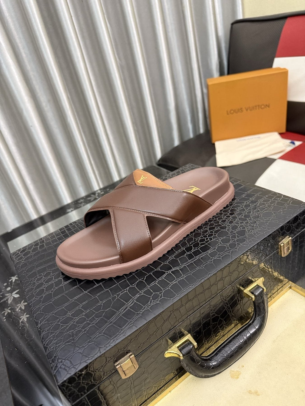 Louis Vuitton Crossover Slide Sandals - Open Toe